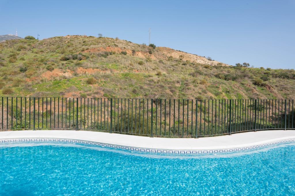 Carvajal Luxury Apartments - Free Parking Fuengirola Exterior foto