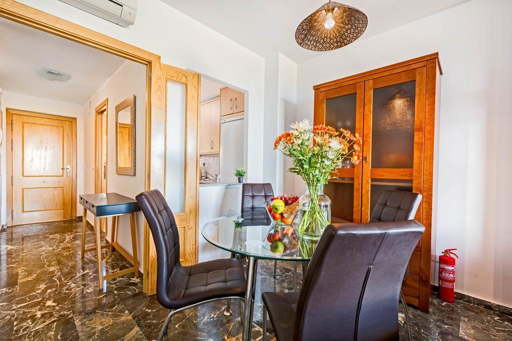 Carvajal Luxury Apartments - Free Parking Fuengirola Exterior foto